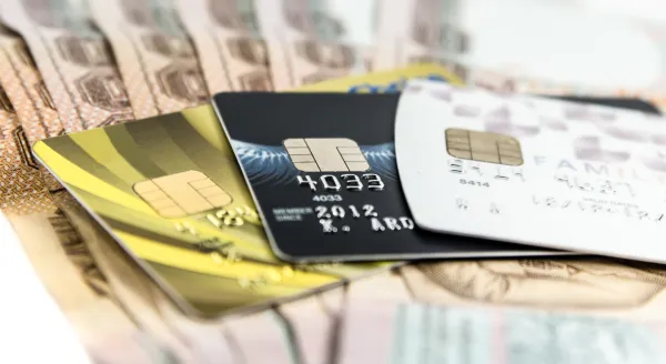 避開刷卡換現金詐騙陷阱的方法｜合法安全的換現金流程解析