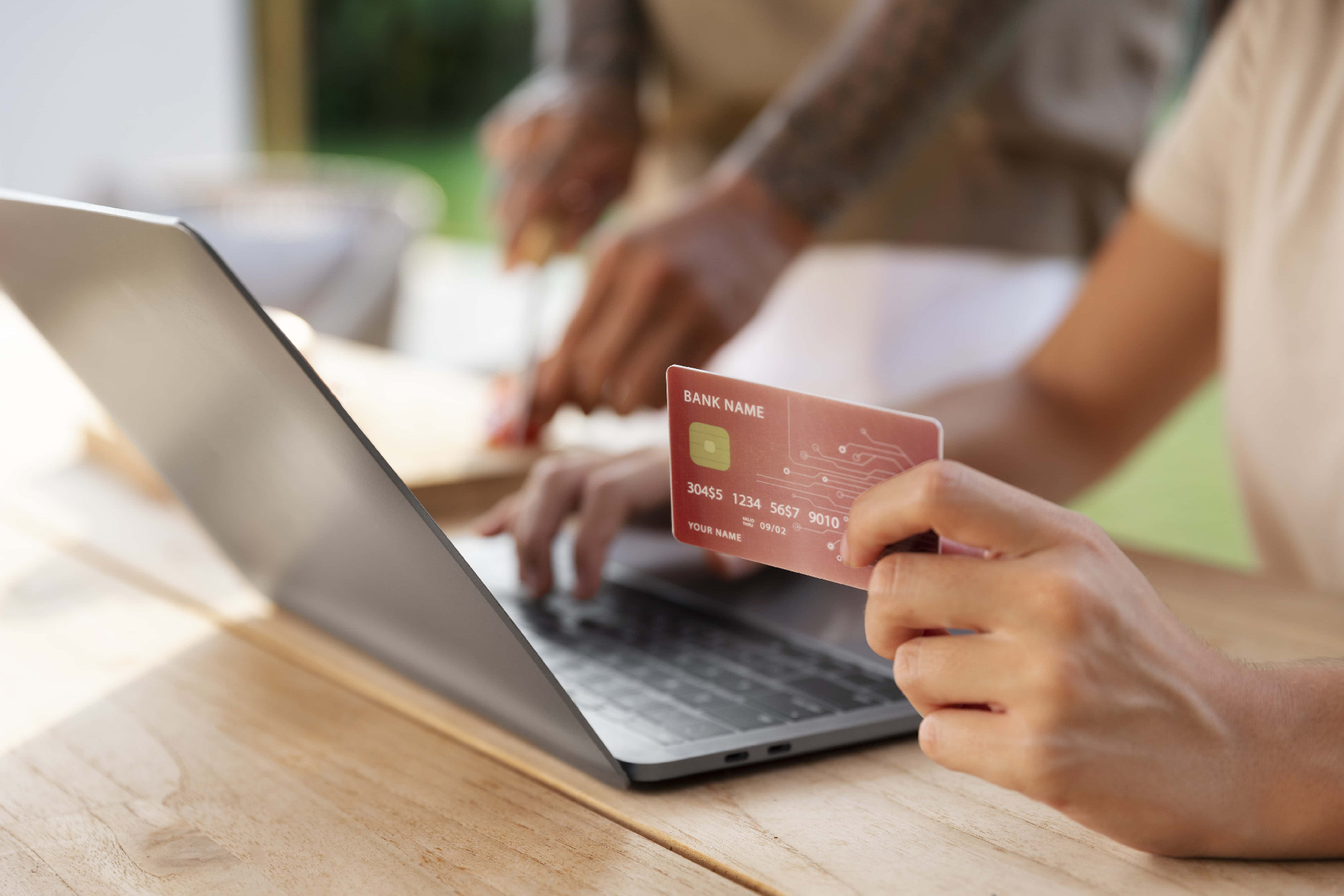 刷卡換現金名詞一次看懂：一次搞懂手續費、風控、退貨隱藏風險